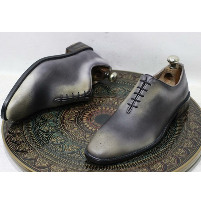 Men's Handcrafted Gray Color Wholecut Medallion Toe Premium Leather Customize Formal Shoes