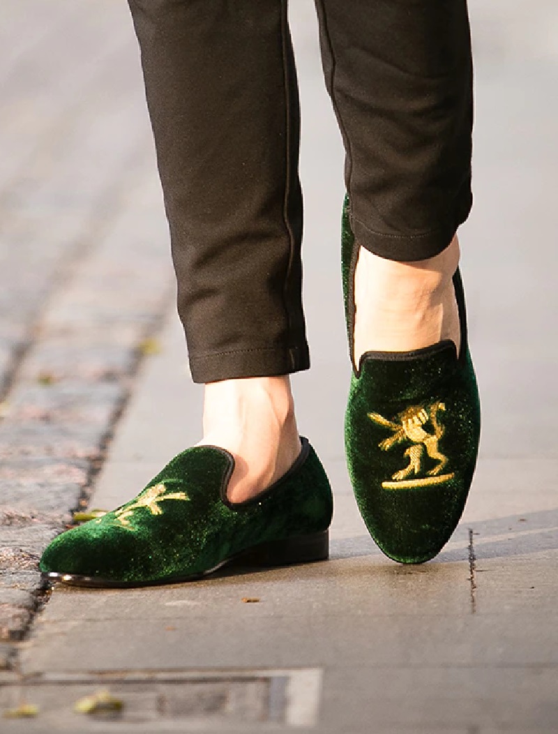 Crowning Green Velvet Lion Embroidery Loafer Pull On Wedding Shoes on ...